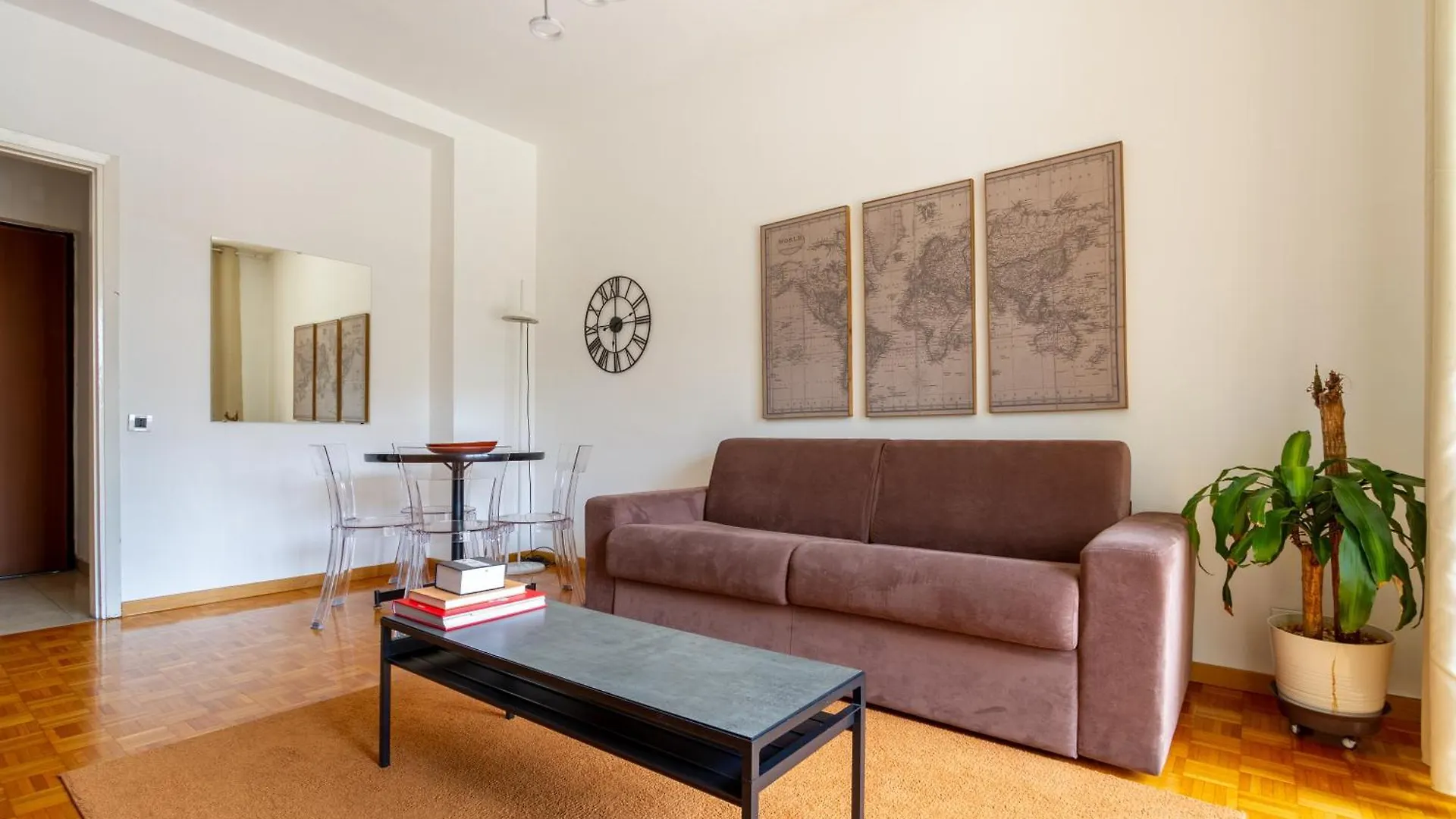 Palazzo Lombardia - Central Station - Bighome Milan Italy