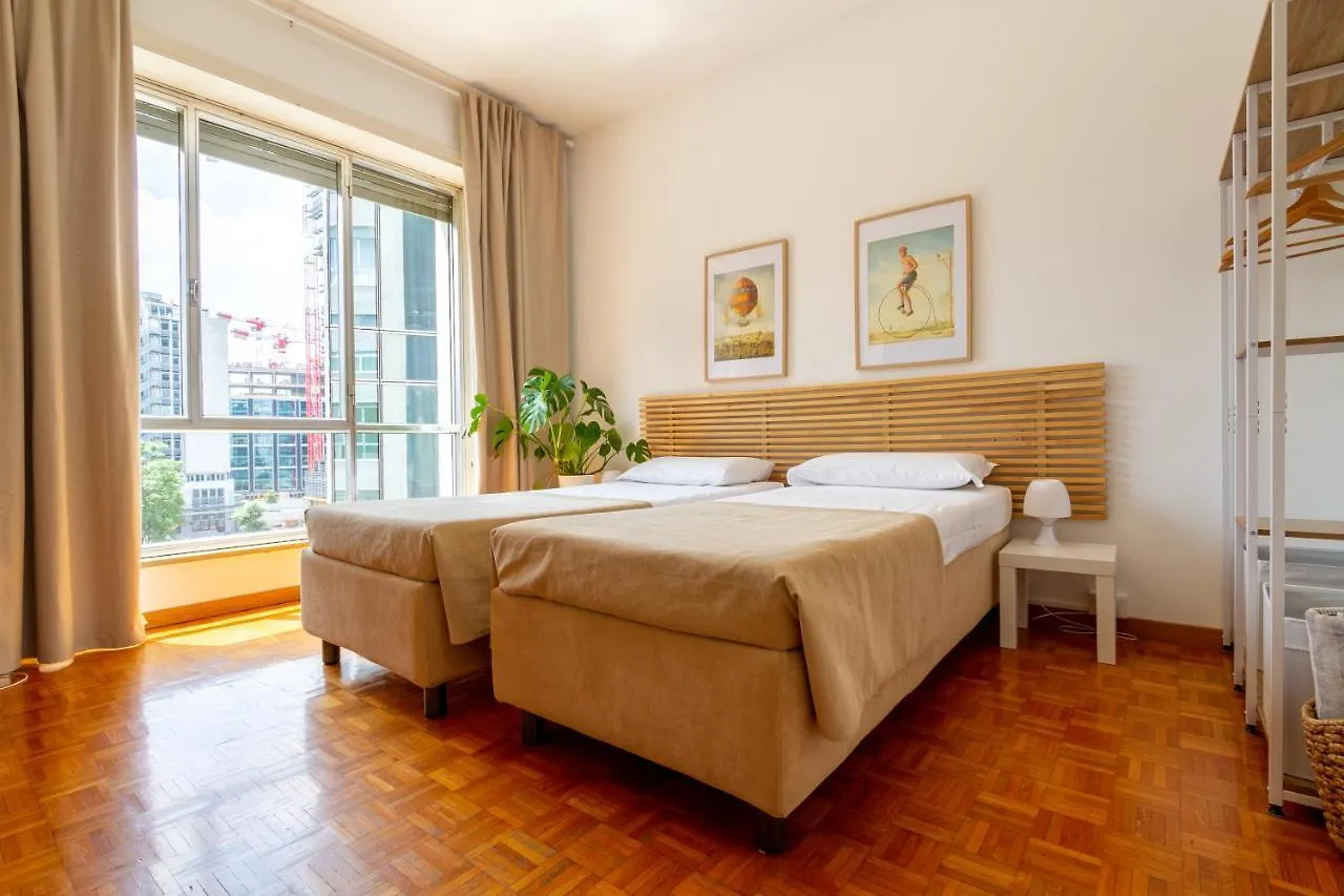 شقة Palazzo Lombardia - Central Station - Bighome ميلان إيطاليا