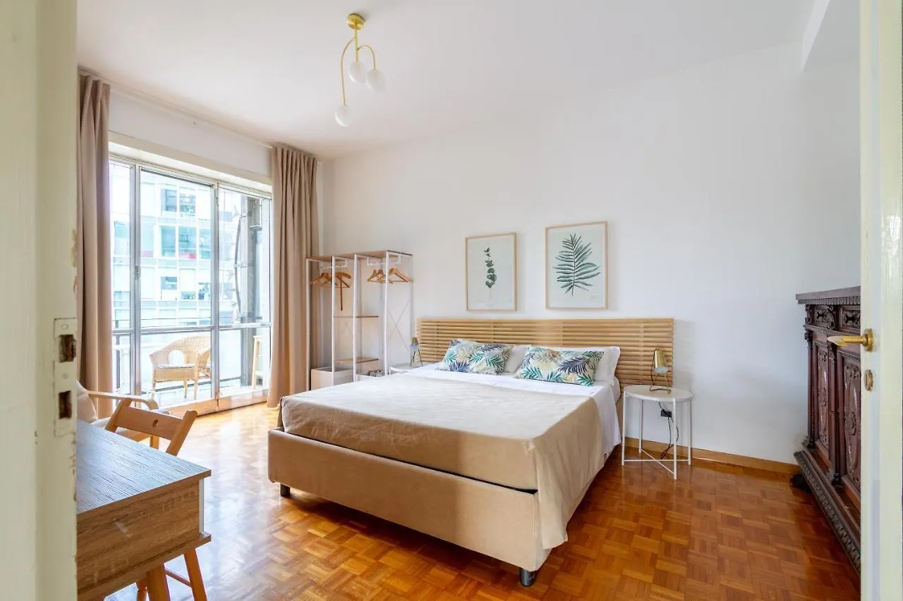 Palazzo Lombardia - Central Station - Bighome ميلان إيطاليا